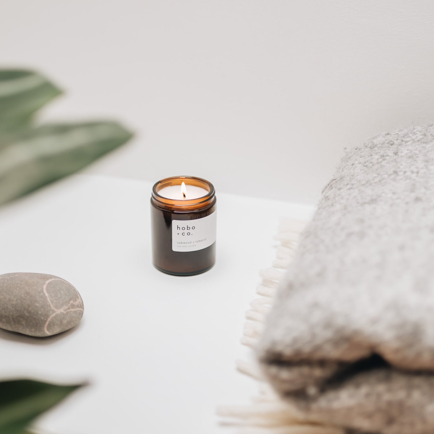 Rest Aromatherapy Scented Soy Candle (Medium)