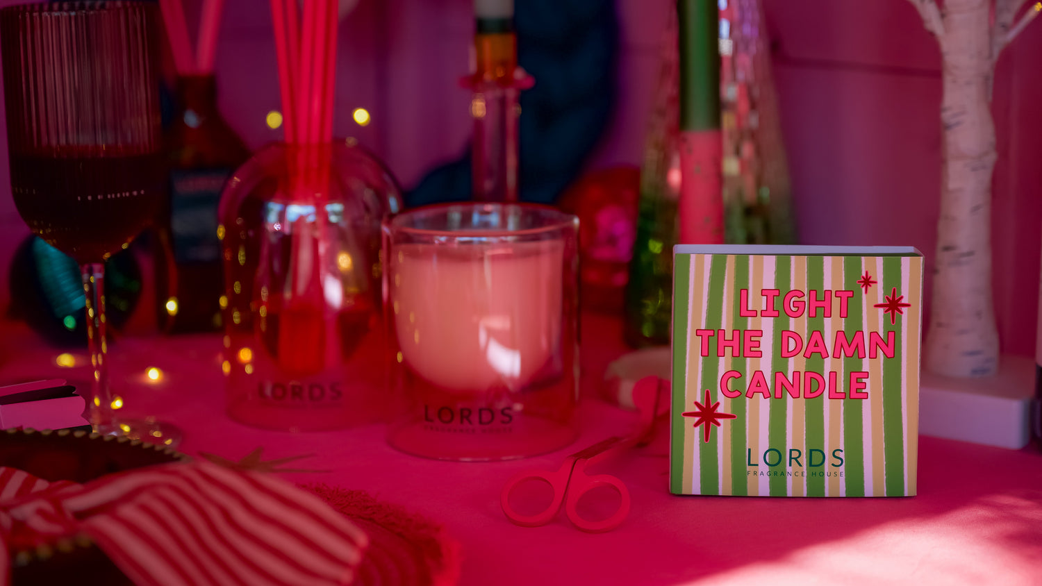 Cotswold Pink Bubble Glass Candle